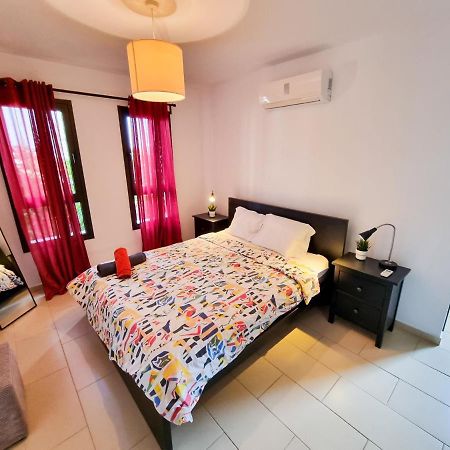 Light House Apartment Larnaca Exteriér fotografie
