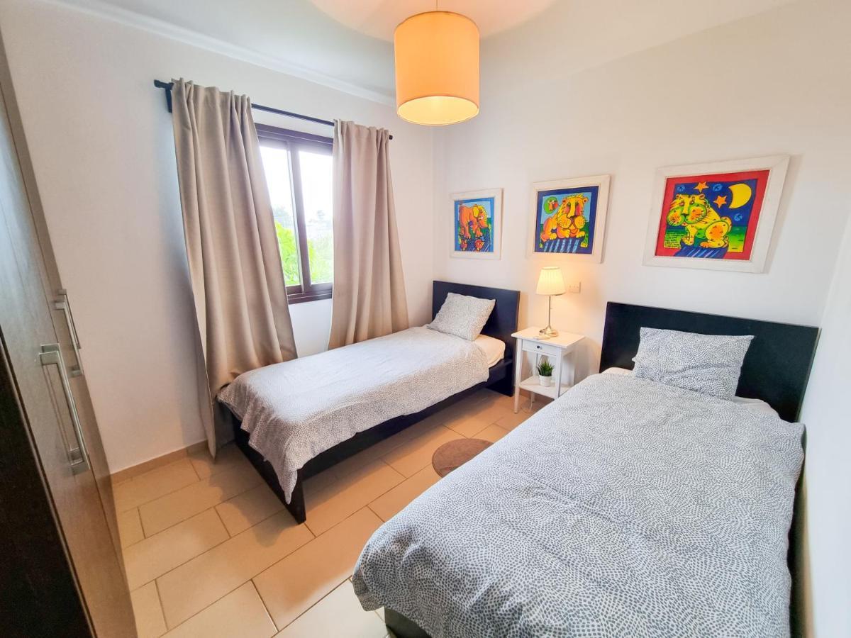 Light House Apartment Larnaca Exteriér fotografie